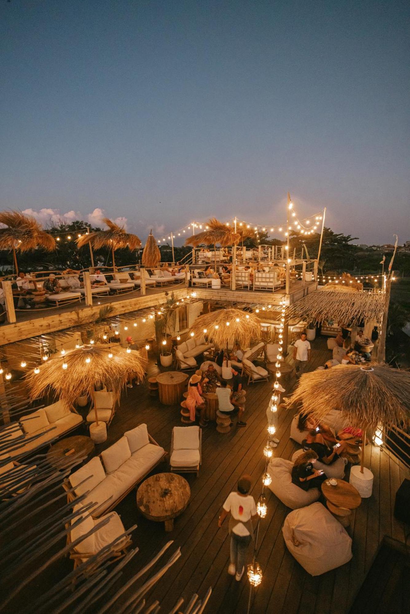 Pnb Beach Resort Canggu Extérieur photo